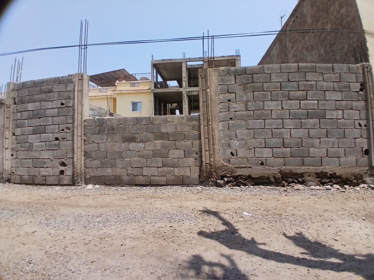 2 terrains à Gabode 4 et Cité Nassib - 150m² et 201m²