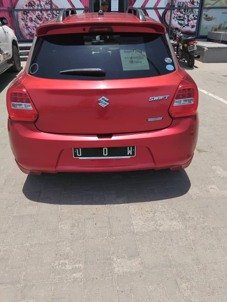 Suzuki Swift 2018 essence, climatisée, excellent état modèle hybride