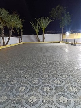 Local commercial spacieux avec terrasse proche aéroport de Djibouti
