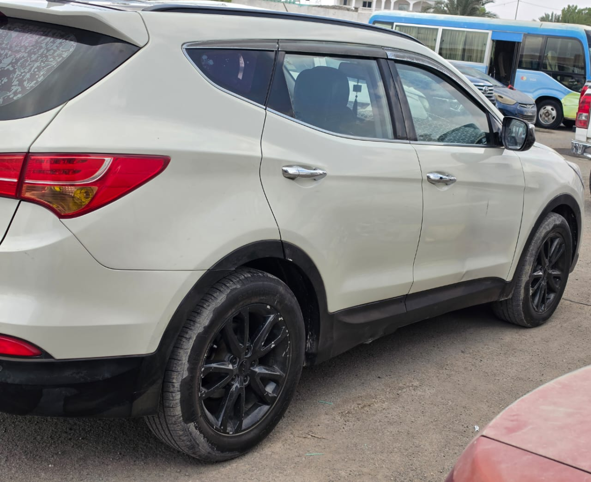 Hyundai Santa Fe 2015 Diesel bien entretenue