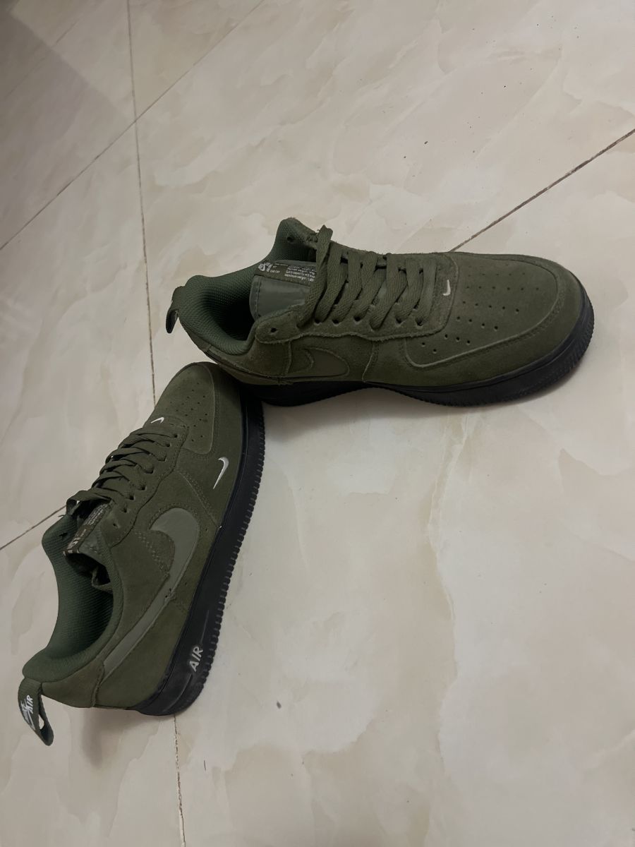 Nike Air Force 1 Vert Olive Neuf Pointure 41
