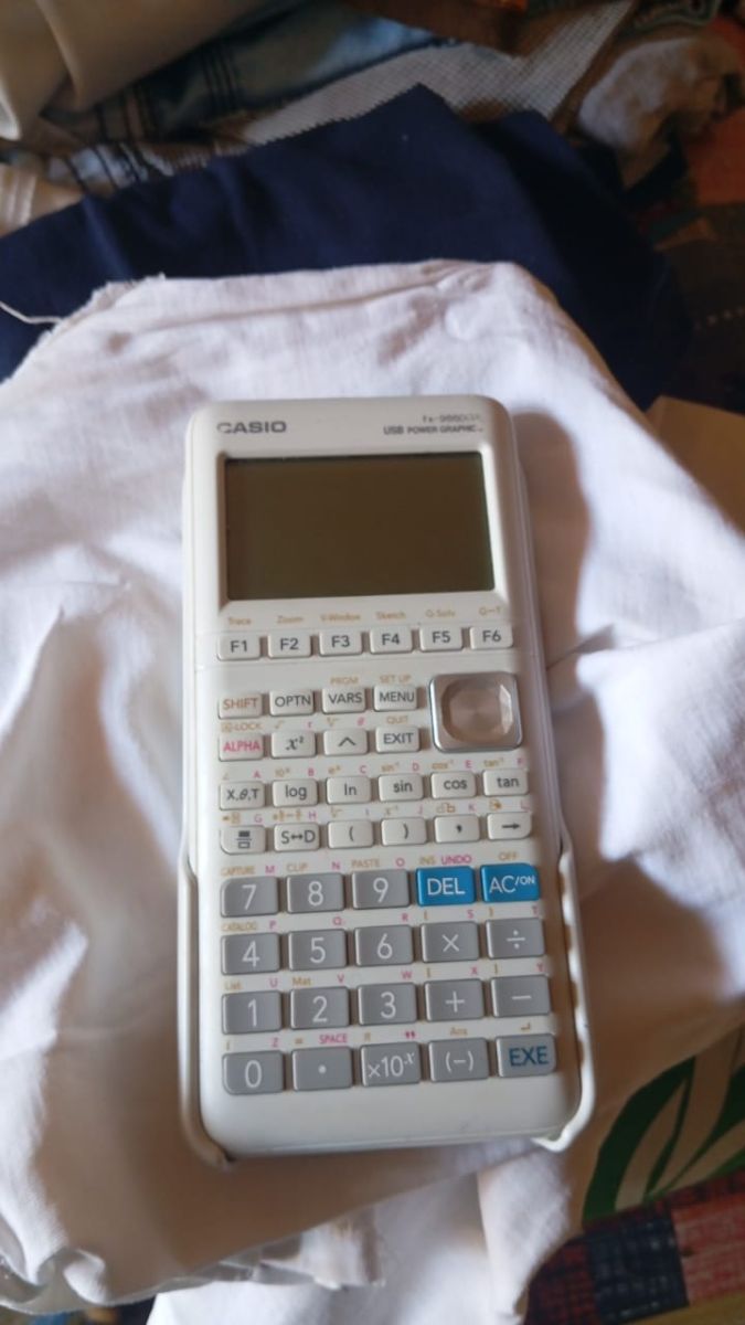 Calculatrice graphique neuve en parfait état