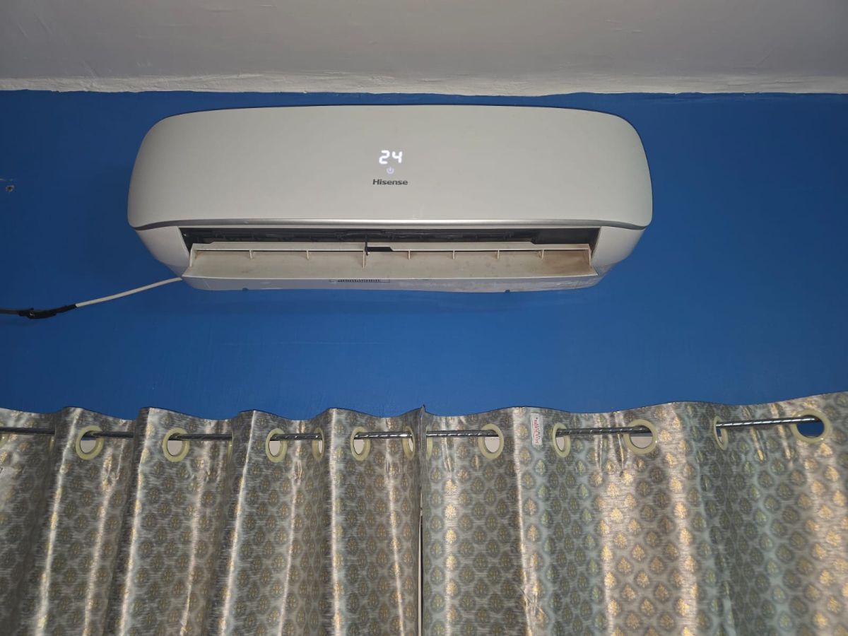 Climatisation Hisense 12000 BTU 1 Ton en bon état
