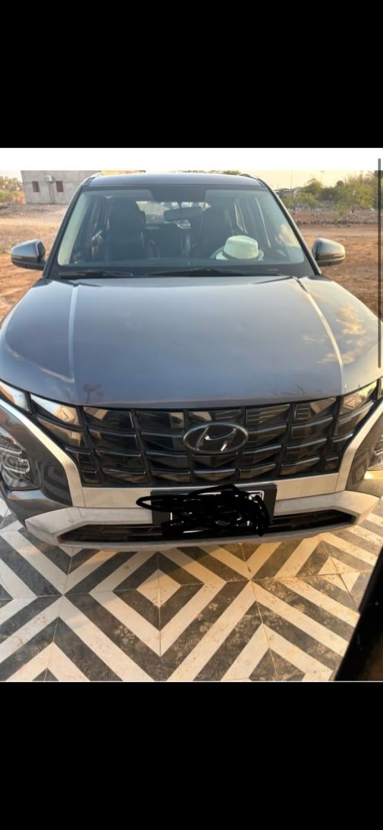 Hyundai Creta 2025 essence, boîte automatique, récent