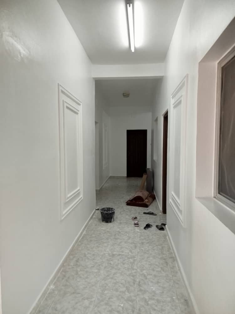 Peintre et décorateur intérieur et extérieur expert en carrelage